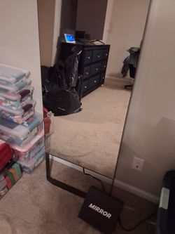 Lululemon fitness Mirror