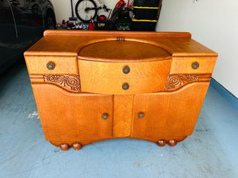 Beautiful Antique 1940 Art Deco Waterfall Life Time Oak Sideboard Buffet Cabinet