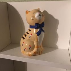 Vintage Ceramic Kitty Cat Figurine 