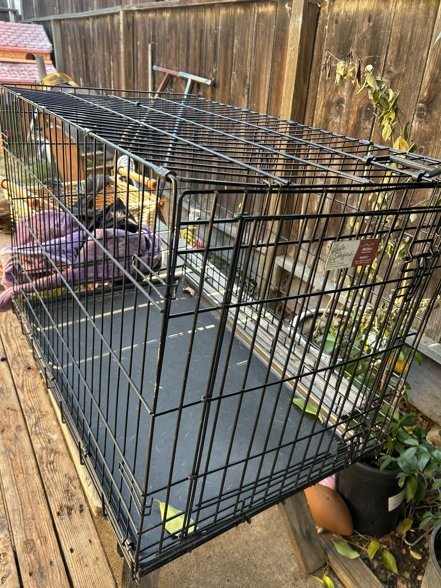 Large Dog Kennel