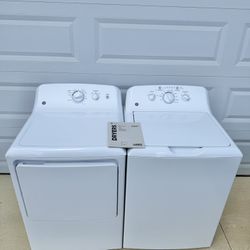 Half Off Brand new never used matching GE high efficiency/super Capacity Washer/Dryer. Can deliver.