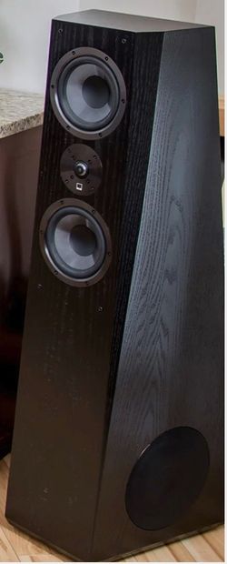 SVS Ultra Tower Speakers (Pair) - Oak Finish