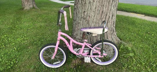 Schwinn Bloom 16-inch Kids' Bike