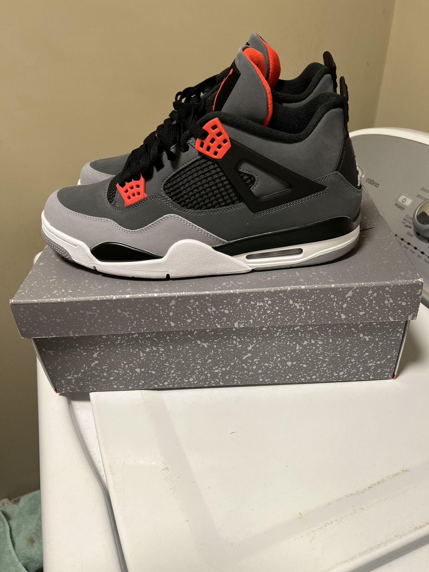 Jordan 4 Size 13 Wore Once Still New 