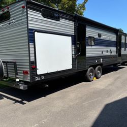 Grey Wolf Travel Trailer With Bunk House
