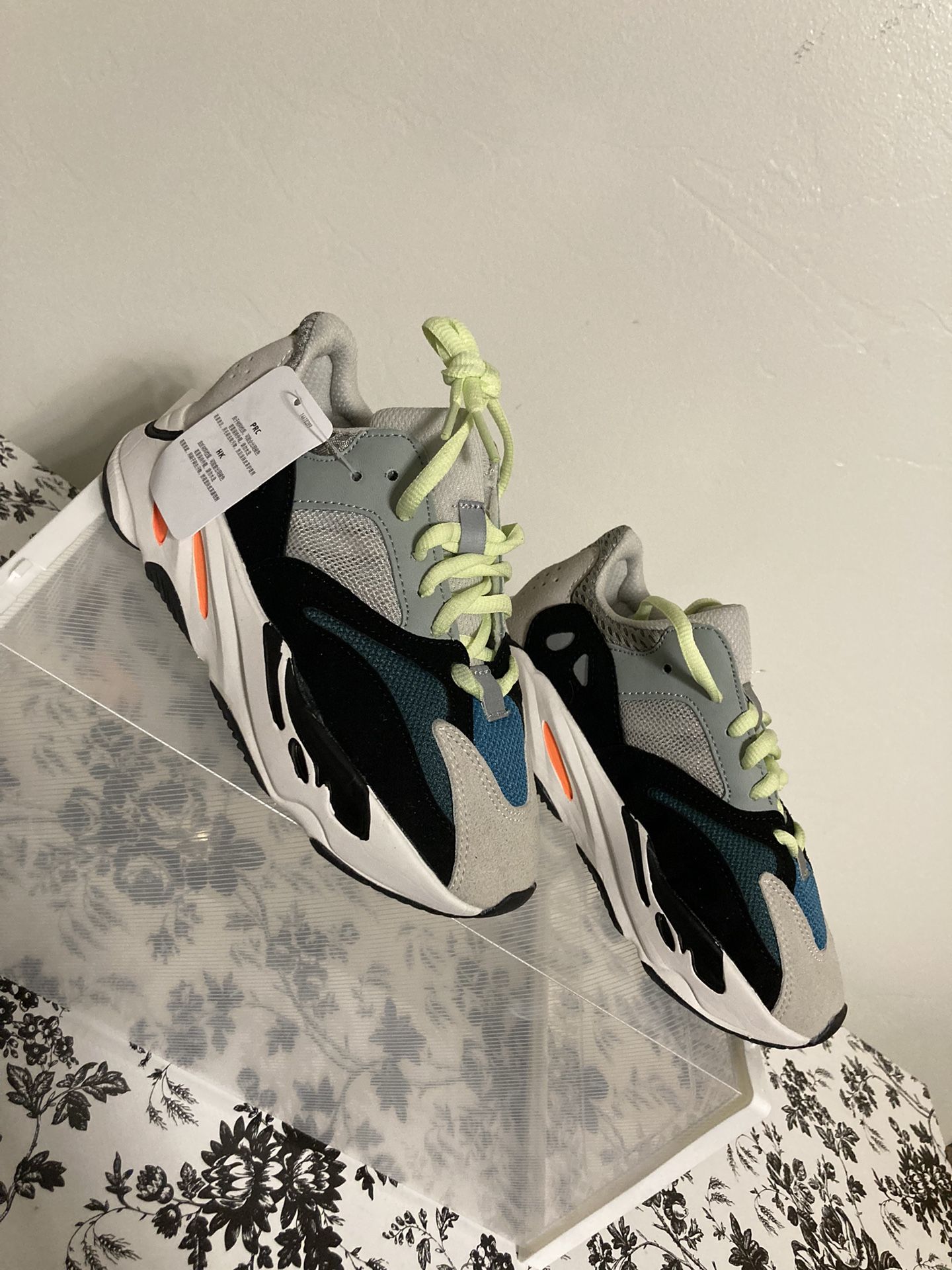adidas Yeezy Boost 700 Wave Runner (Kids) Size