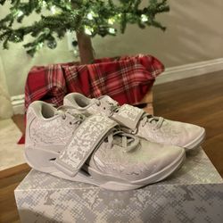 Jordan Zion 3 Size 6.5