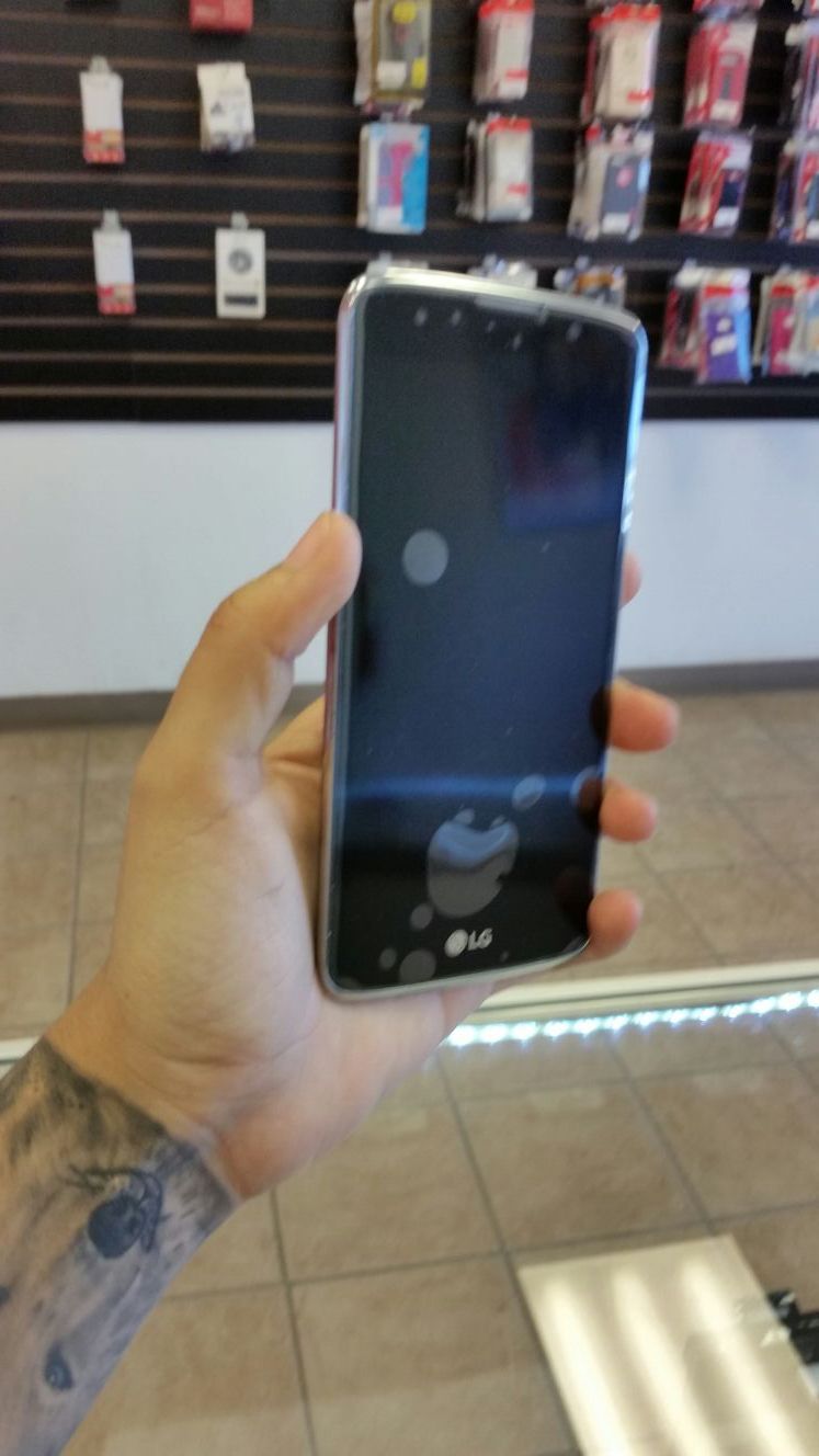 LG PHOENIX BRAND NEW UNLOCKED