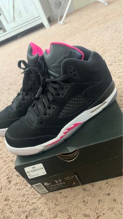 Air Jordan 5 Retro size 6Y