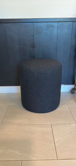 Dark blue Upholstered Round Ottoman