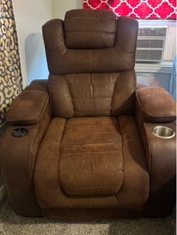 Luxury Power Recliner with Built-in Bluetooth Speakers & Power Headrest