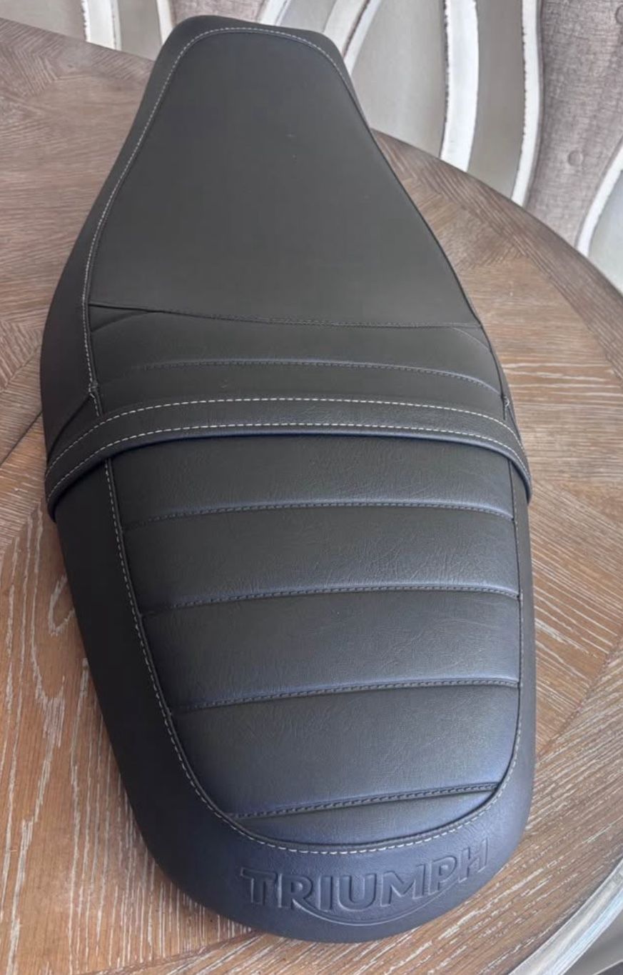Triumph Seat Assembly Twin