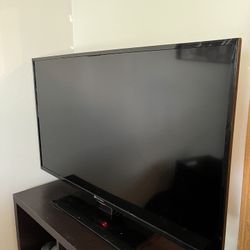 Element 40” TV