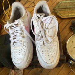 Nike shoes size 8 1/2