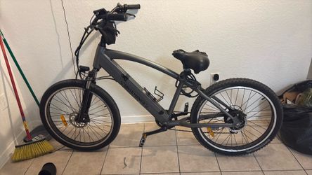 2 Ebikes, 2 PS5 and 57 games