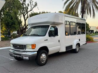 2006 Ford E350 Super Duty Cutaway