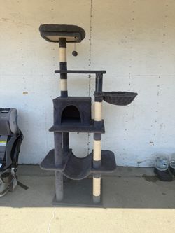 Cat tree