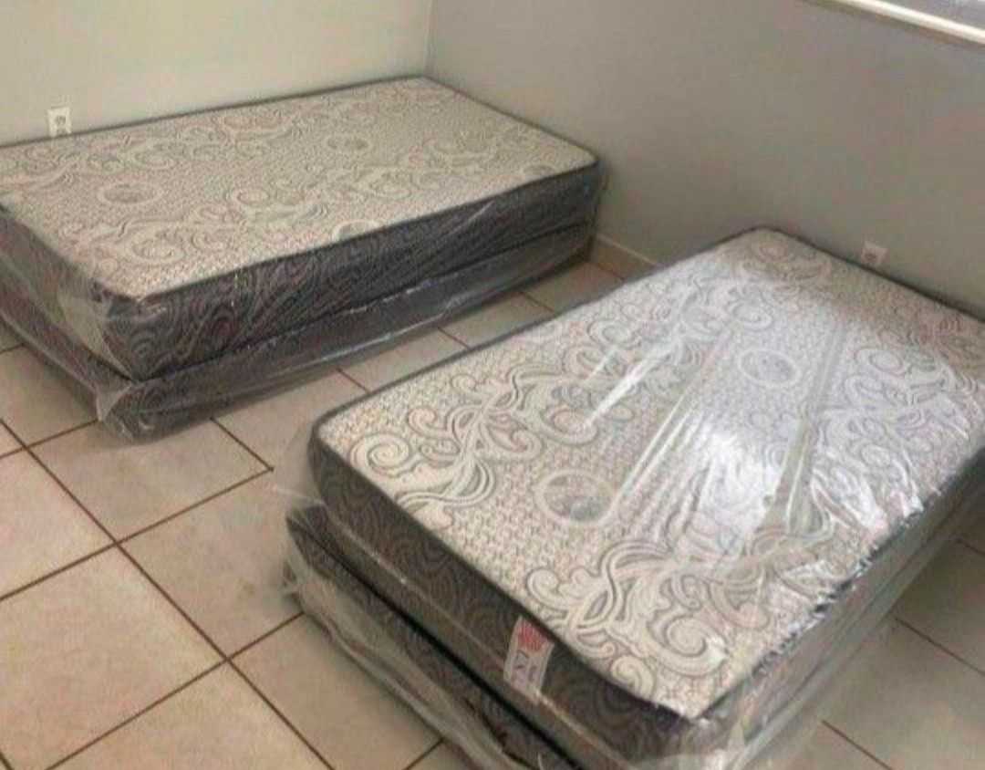 New TWIN SIZE MATTRESS WITH BOX SPRING SET COLCHONES NUEVOS INDIVIDUALES TWIN BED