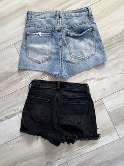 Shorts Size 24