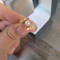 Pearl Ring