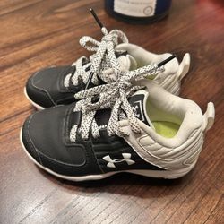 Tball Cleats