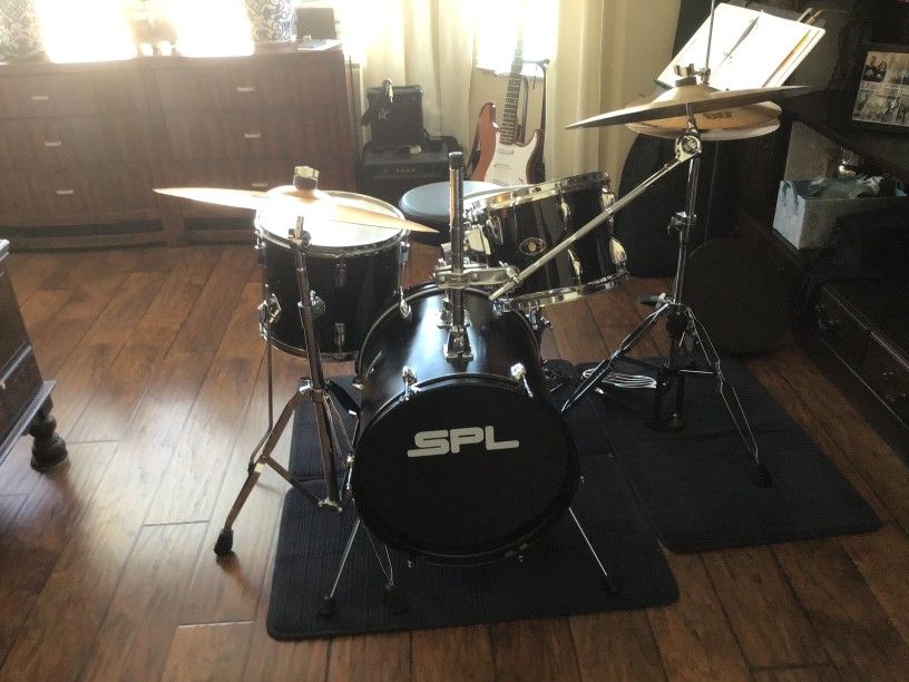 Drumset, Complete Set