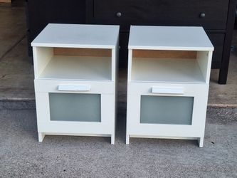 NIGHTSTANDS