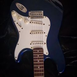 Fender vintage Korean made 1997 classic Stratocaster electric guitar squire strat