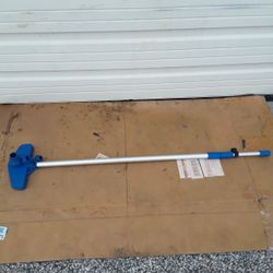 Pool Cleaning Wand With Brush And Vacuum Attachment Fully Adjustable10' Like New. 