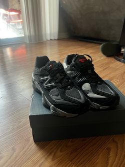new balances black / castle rock