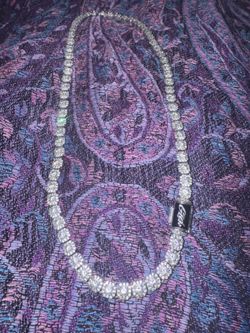 Tennis chain white gold
