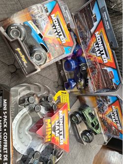 New Monster Jam toy vehicle bundle.