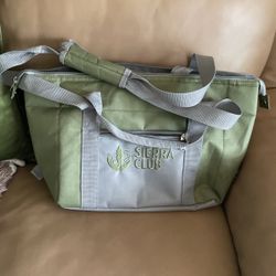SIERRA CLUB INSULATED COOLER 