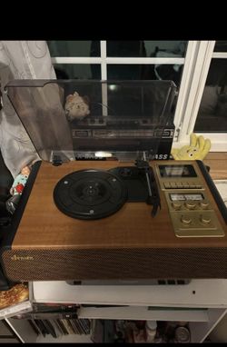 Jensen Cassette/ Record Player