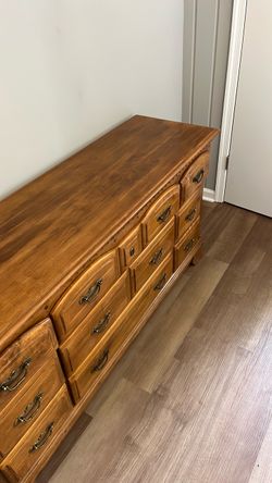 Dresser