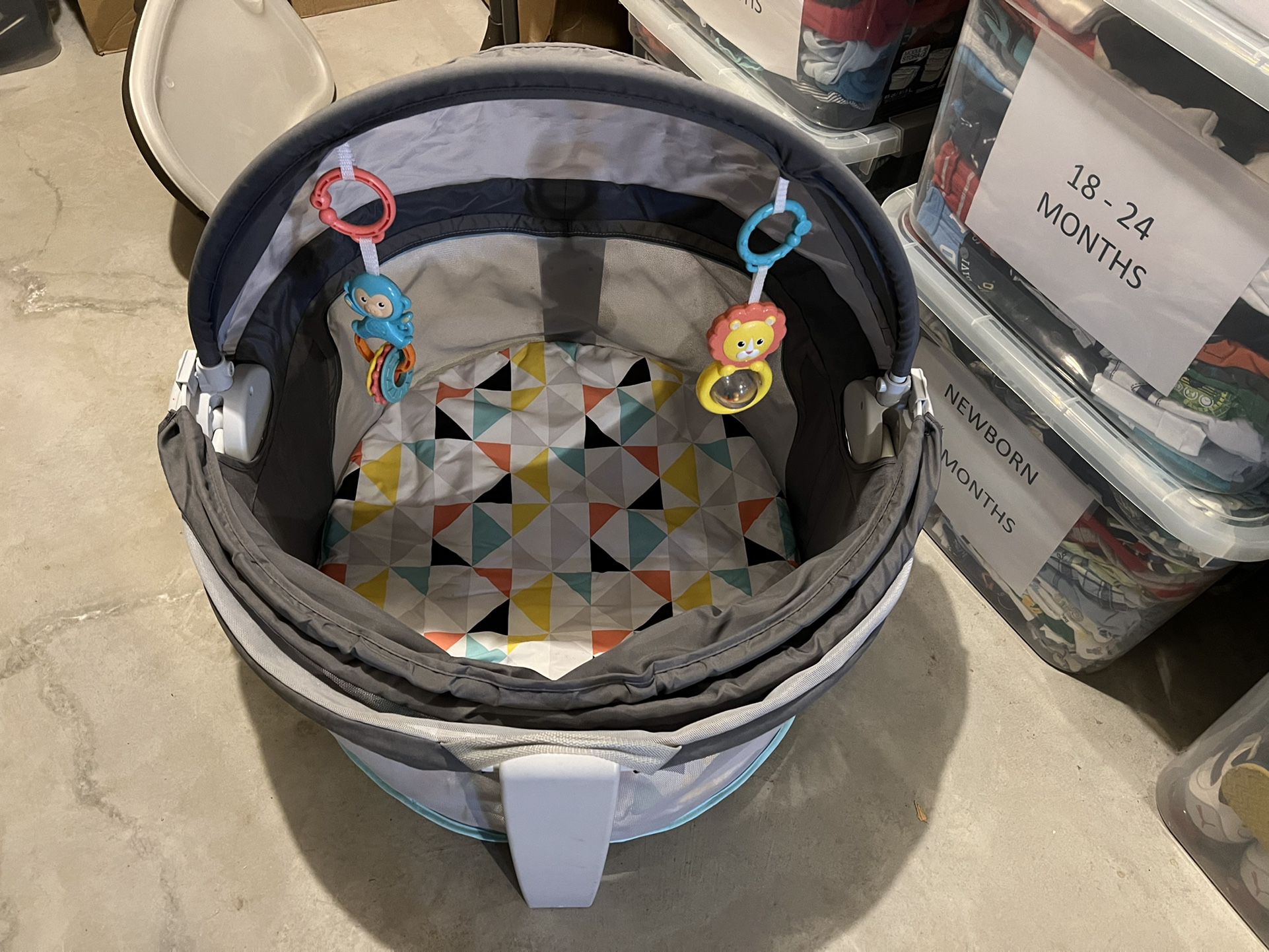 Fisher Price On-The-Go Baby Dome 