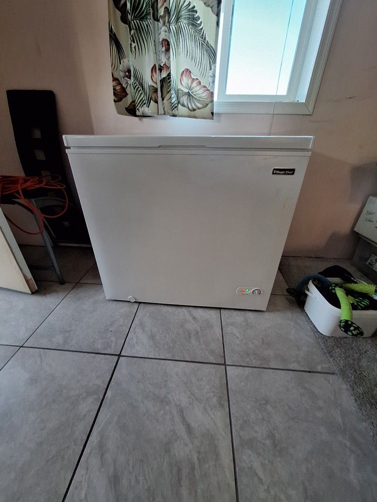 Magic Chef Freezer