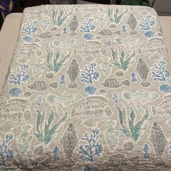 QUEEN QUILTED COMFORTER