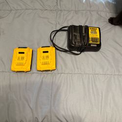 2 Dewalt 2ah 20v Batteries And Charger