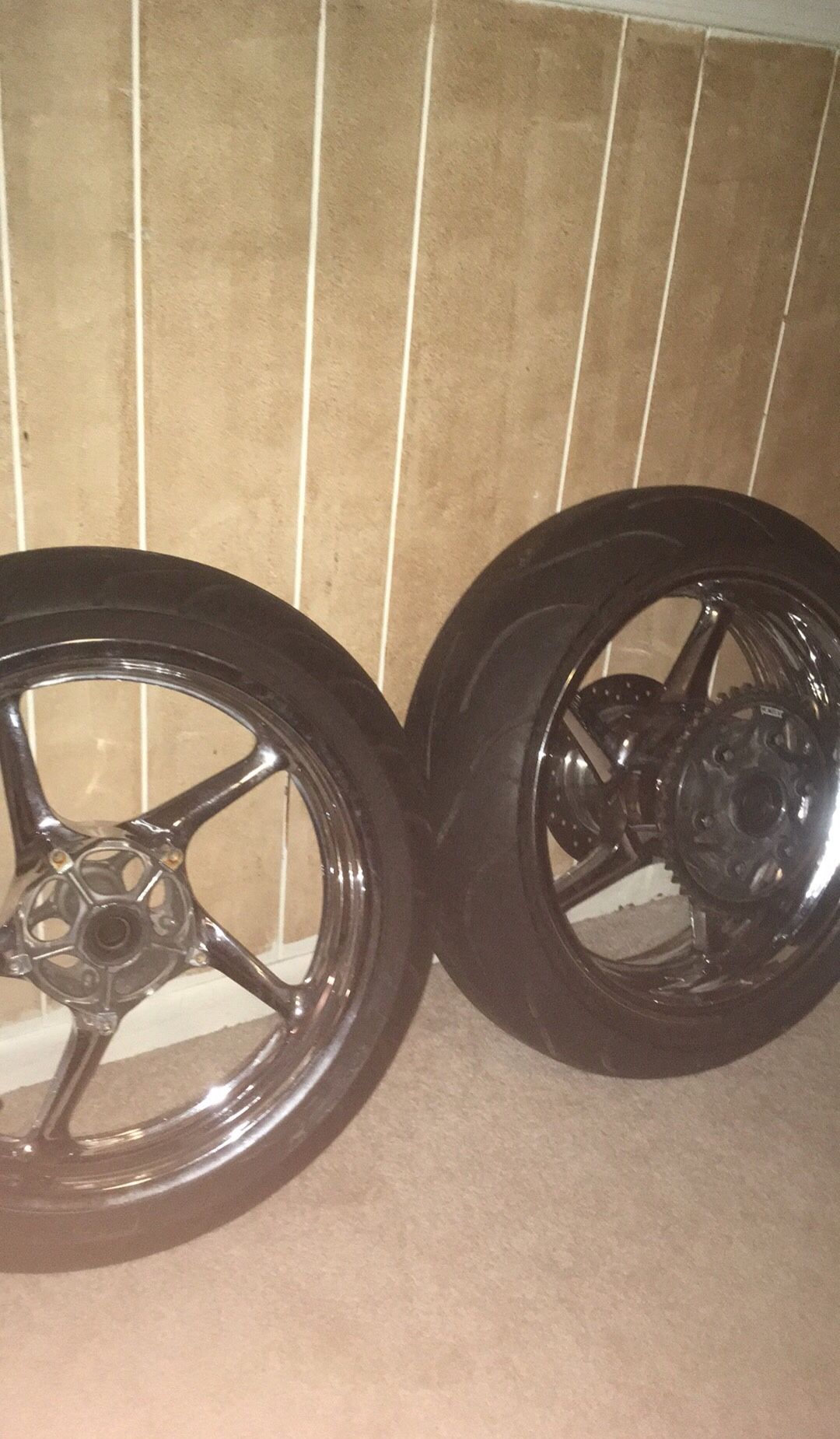 Chrome R1 wheels with Michelin 2ct