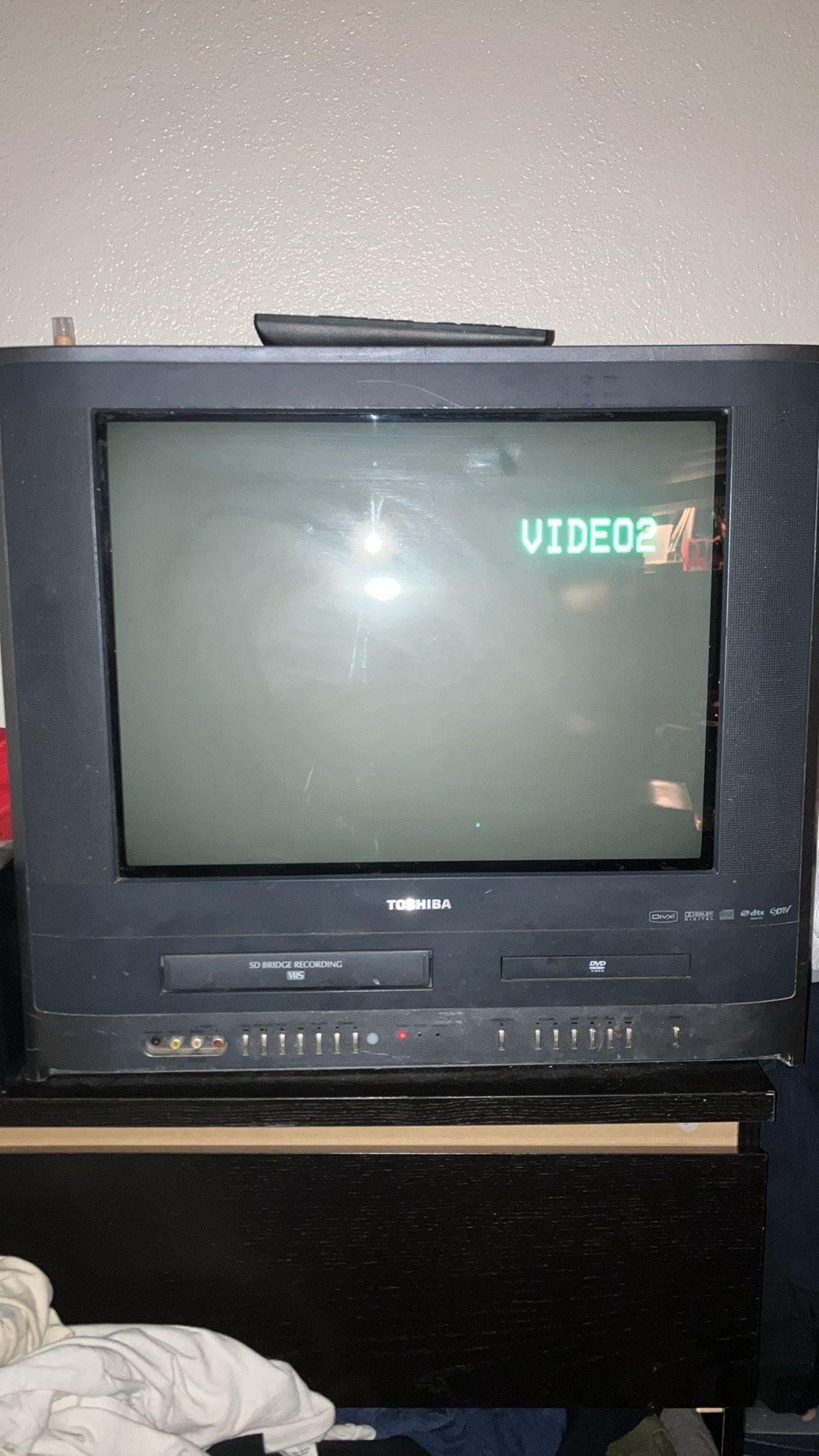 Toshiba CRT TV VHS+DVD Combo