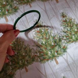 JADE BANGLE