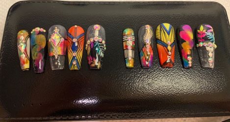 Custom make press on nail