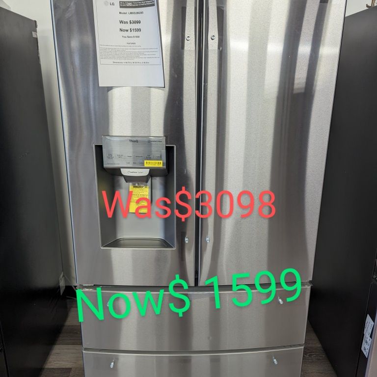 28 Cu.Ft 4 Door French Door Refrigerator With Water/Ice 1 Year Warranty Included Financing Available 