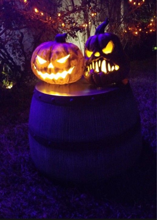 Halloween Pirate Zombie Plastic Half Barrel