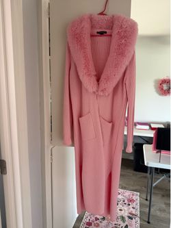Pink Long Cardigan with Faux Fur, Size Medium.