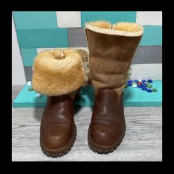 Vantage women boots sheepskin size 9 