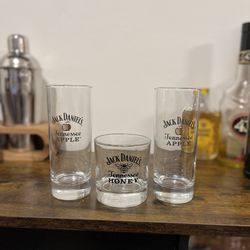 Jack Daniel’s Cocktail Glasses