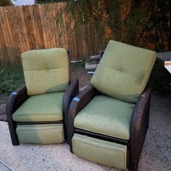 Outdoor Lounge Chairs 2 