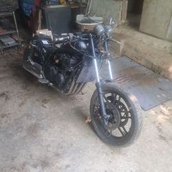 Kawasaki  850